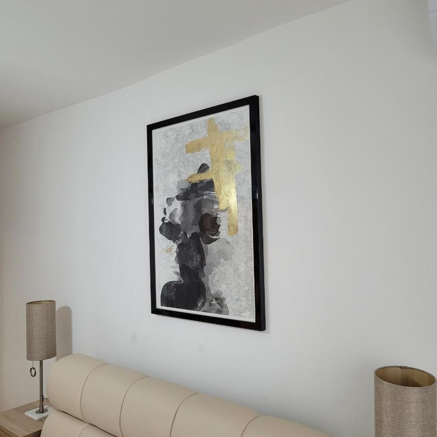 クルージュ＝ナポカApartament Lux - Dorobantilorアパートメント エクステリア 写真